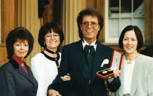 Jacqueline with her elder sister donna (left) brother Richard and younger sister Joan